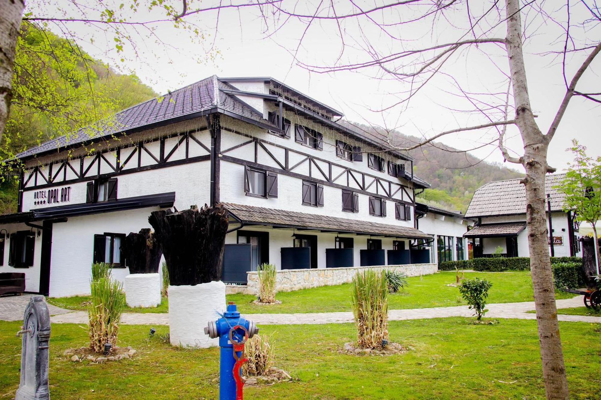Turisticko Naselje Natura Art-Hotel Opal Art Lohovo Dış mekan fotoğraf