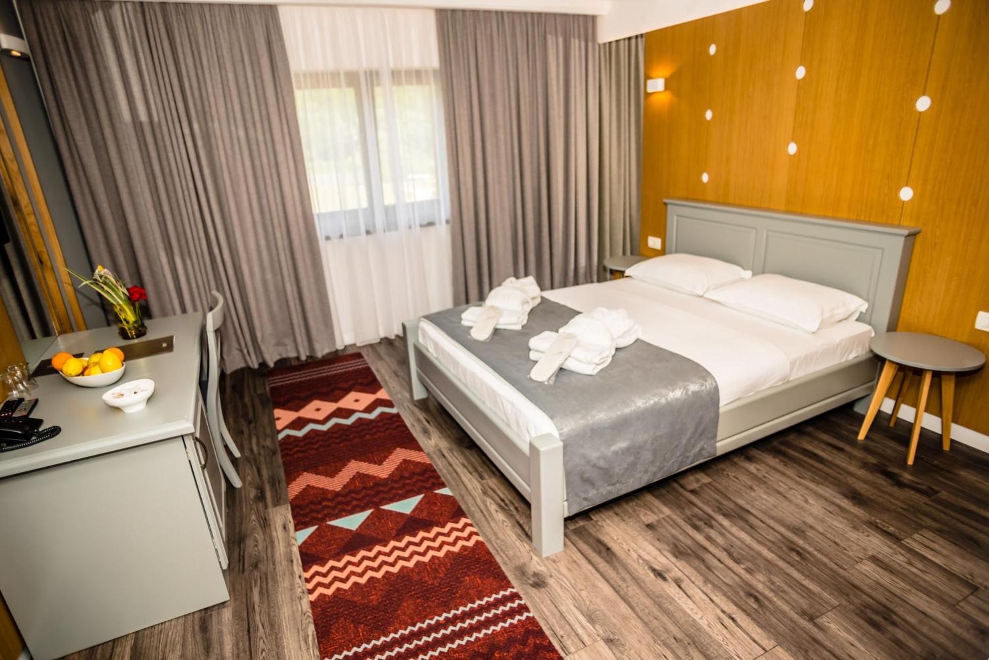 Turisticko Naselje Natura Art-Hotel Opal Art Lohovo Dış mekan fotoğraf