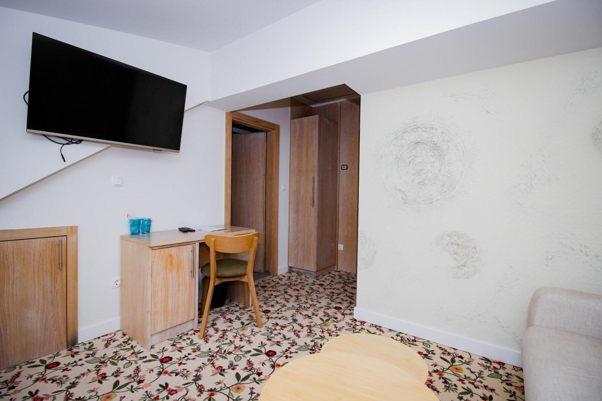 Turisticko Naselje Natura Art-Hotel Opal Art Lohovo Dış mekan fotoğraf